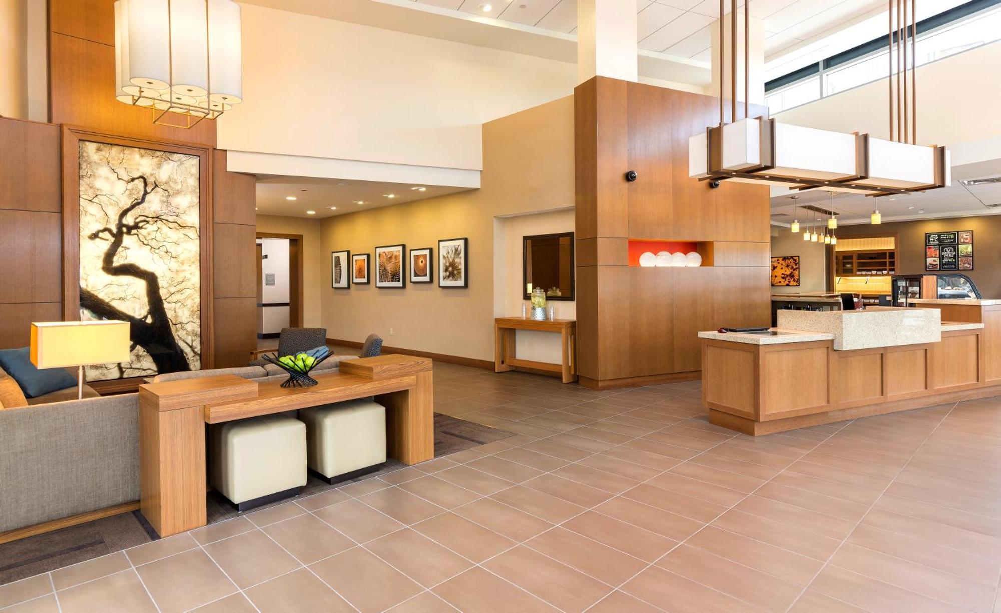 Hyatt Place Canton Lake Cable Exterior photo